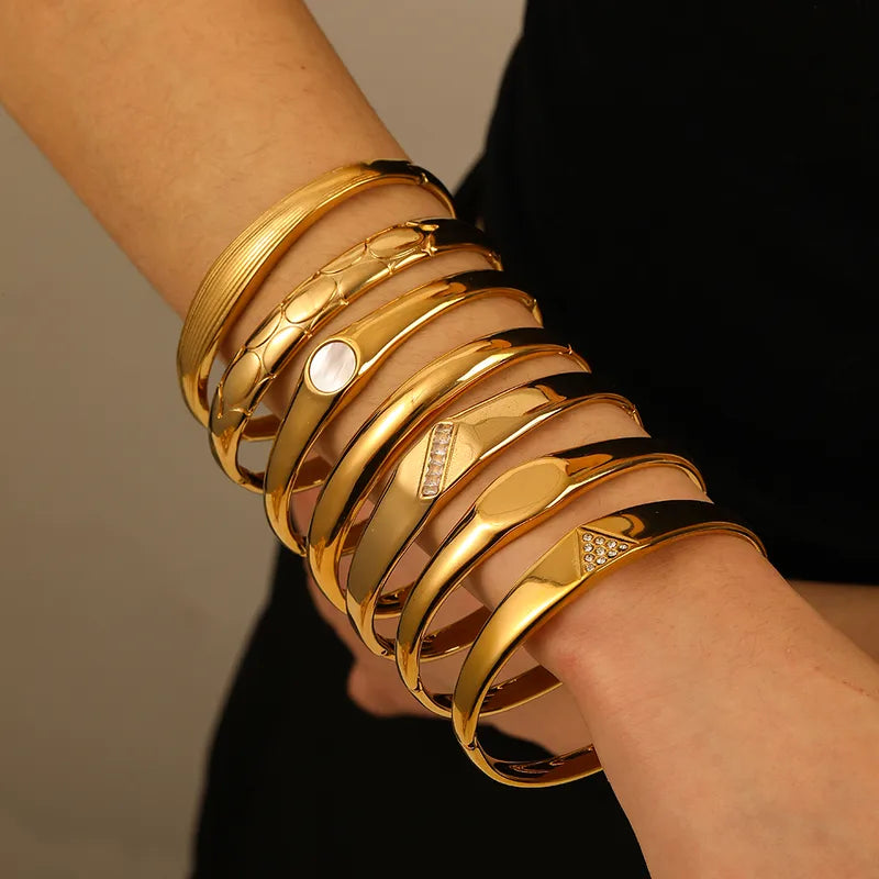 The Marina Chunky Scale Bangle | 18K Gold PVD
