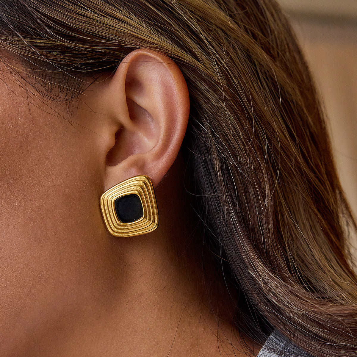 Classic Geometric Light Luxury Earrings