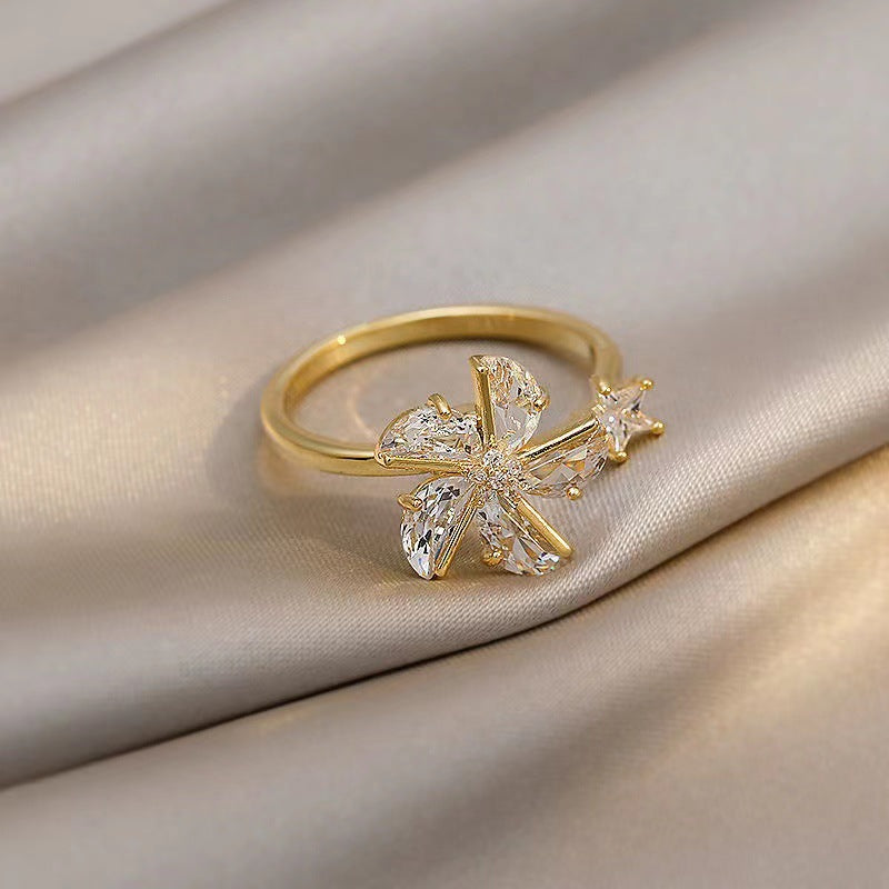Spinning Windmill Geometric Ring | Stress-Relief Luxury Accessory