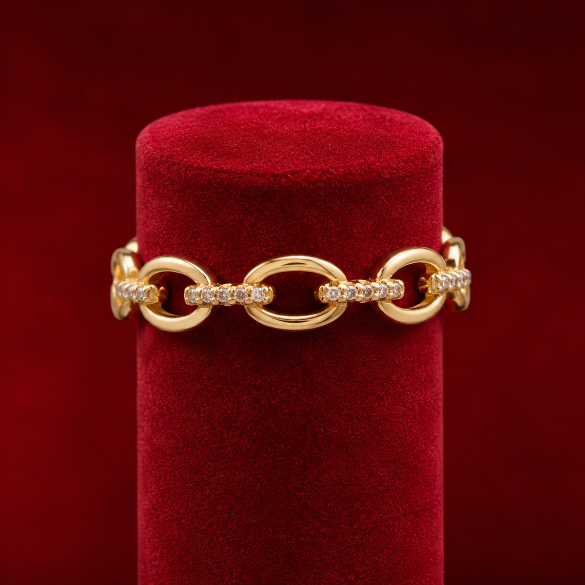 The Marina Open-Link Micro-Pavé Ring