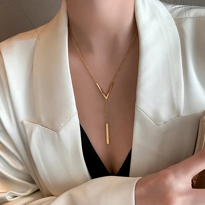 The Linea Vertical Drop Geometric Statement Chain