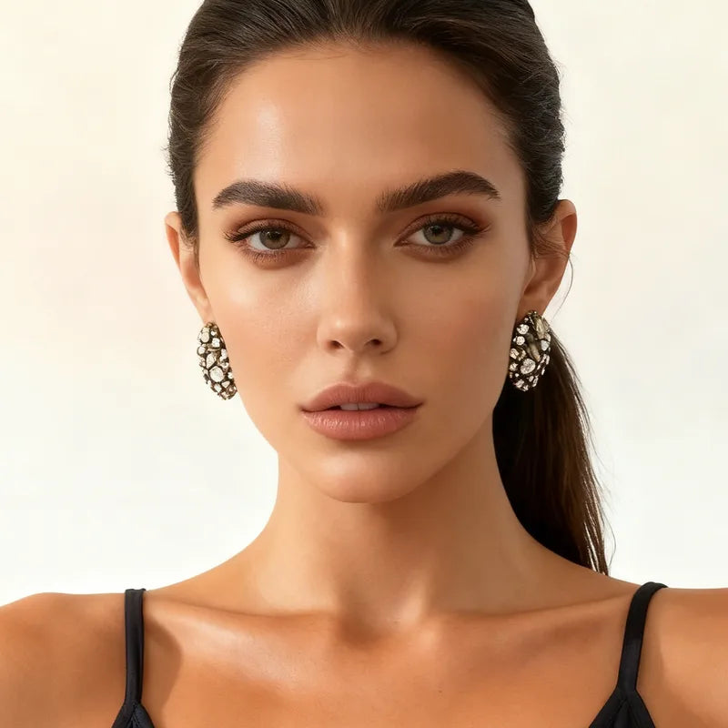 The Victoria Antique Silver Zircon Oval Studs