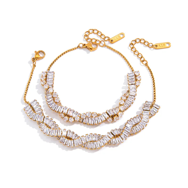 The Vienna Life-Proof PVD Coated Shimmering Wave Chain
