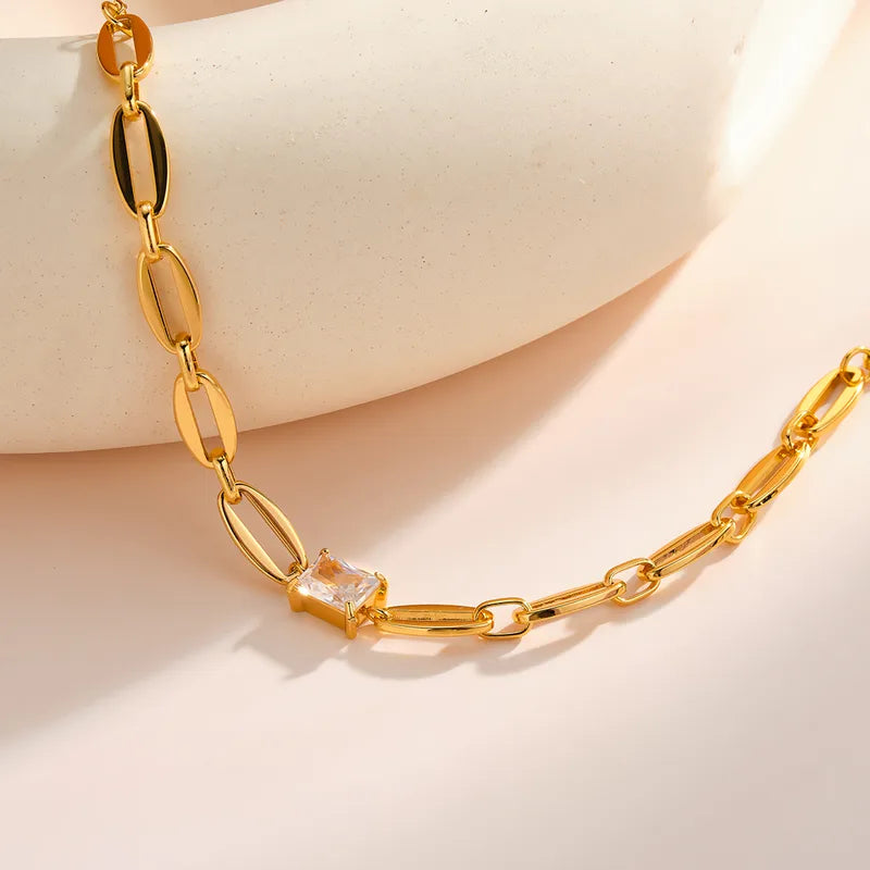 Geometric chain bracelet with zircon stones, plated in 18k gold