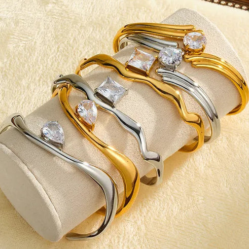 The Clara Wavy Geometric Cuff Bangle