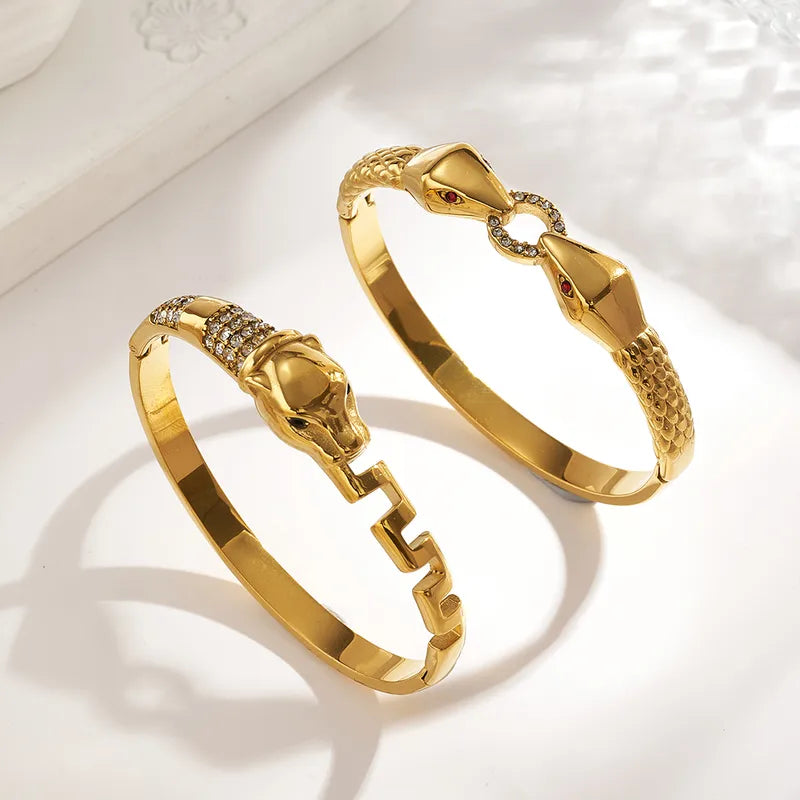 The Eternal Duel Serpent Bangle | 18K Gold PVD