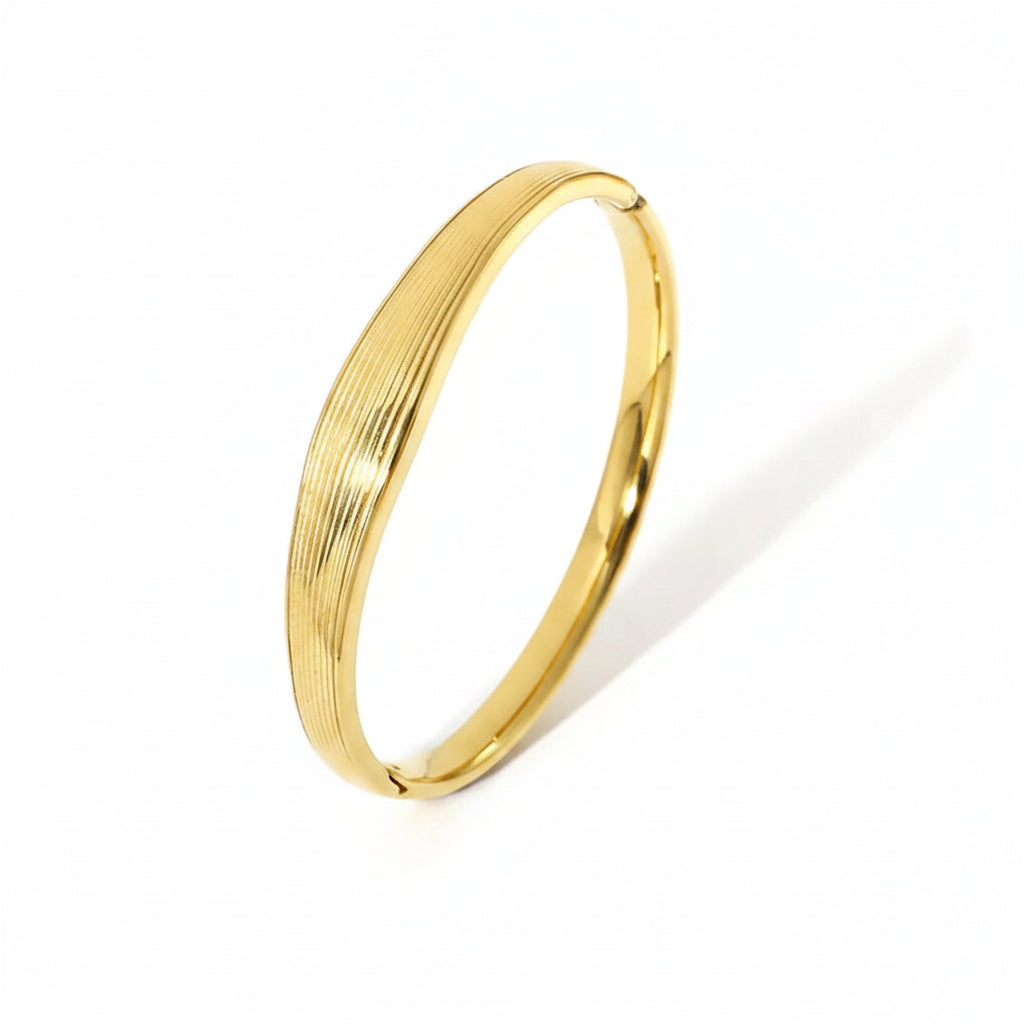 The Marina Chunky Scale Bangle | 18K Gold PVD