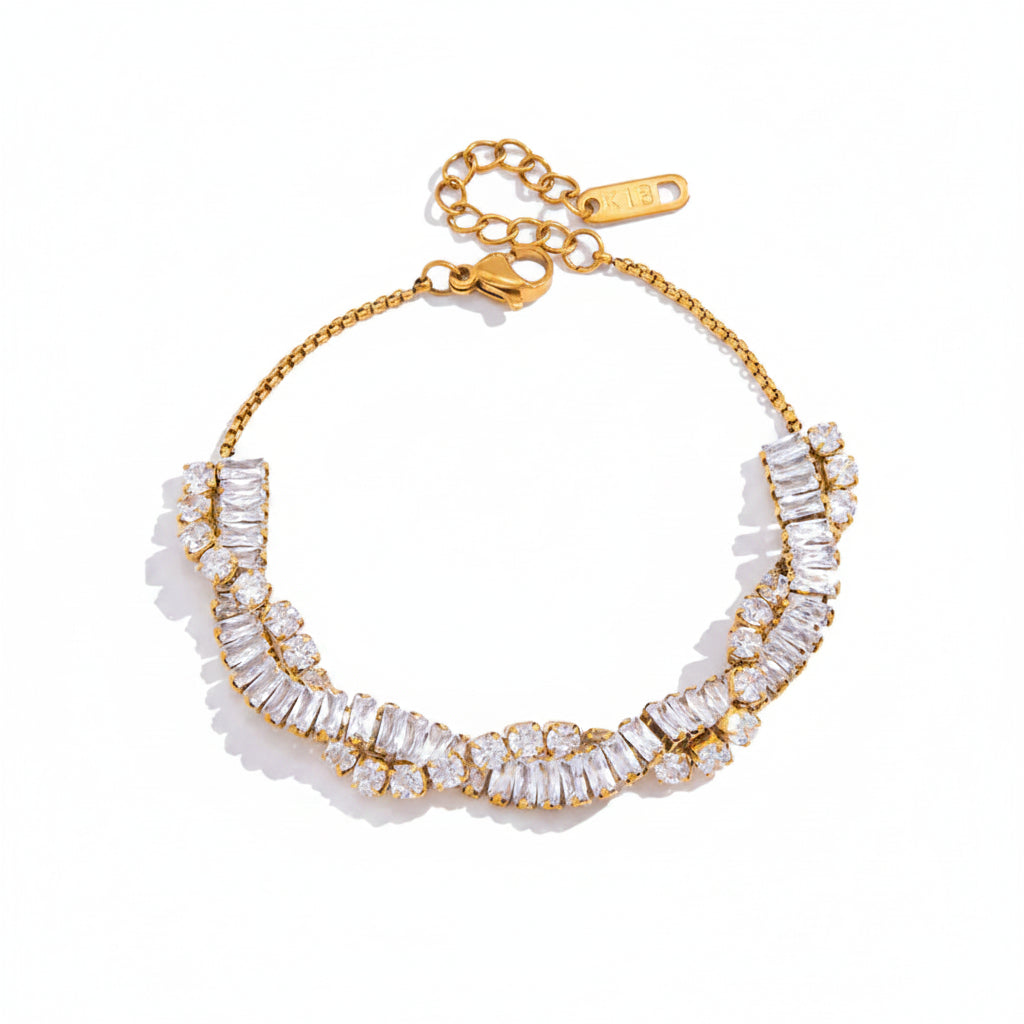 The Vienna Life-Proof PVD Coated Shimmering Wave Chain