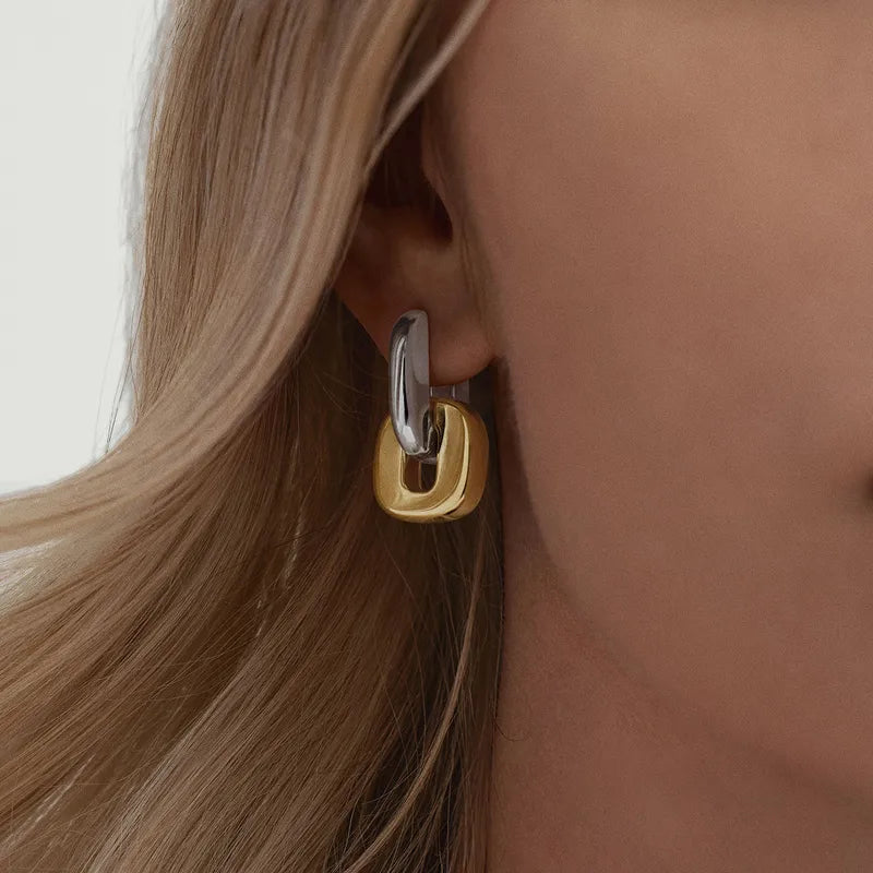 The Soren 18K Gold PVD Coated Sculptural Chain Link Studs
