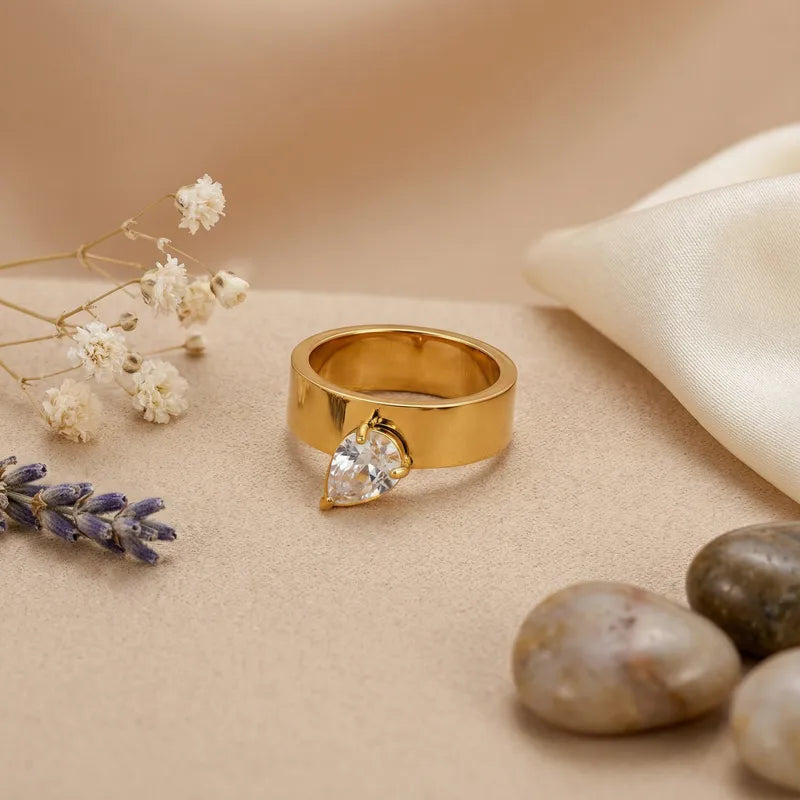 The Signet Waterproof 18K Gold Chunky Teardrop Zircon Ring
