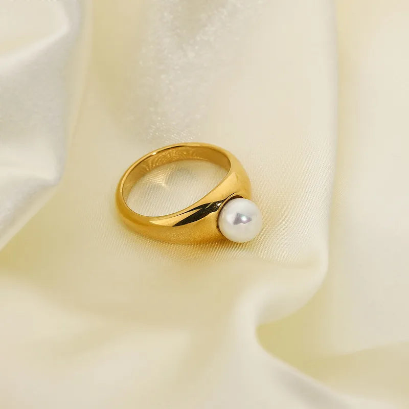 Tarnish-Free Stainless Steel Textured Wide Band Teardrop Ring