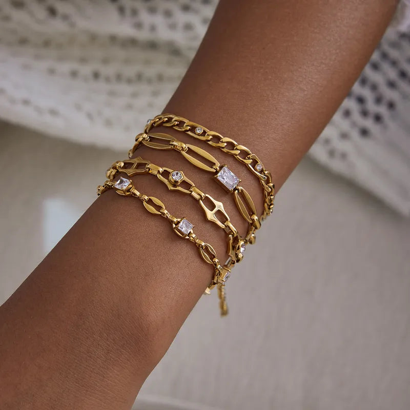 Abstract Coffee Bean Chain Non-Tarnish Bezel Crystal Bangle