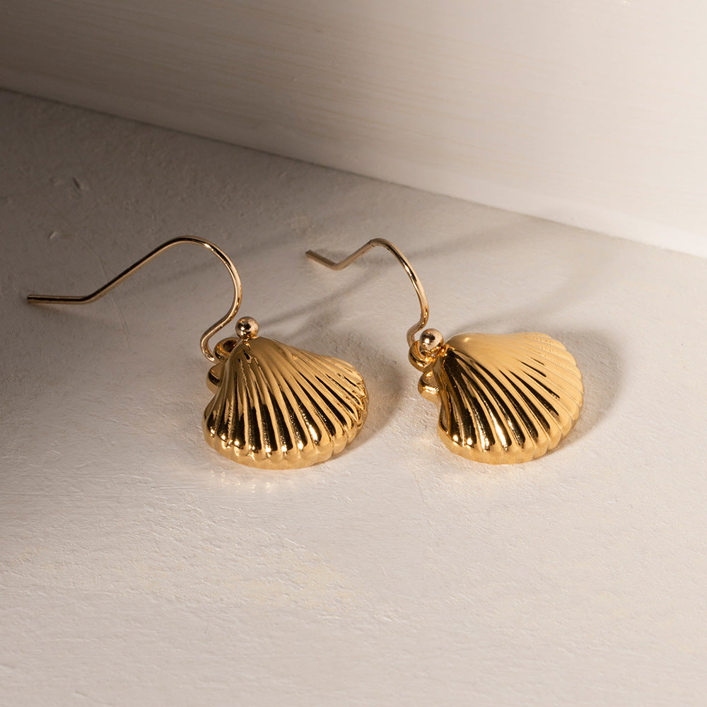 Breeze Golden Shell Earrings - Minimalist Summer Aesthetic