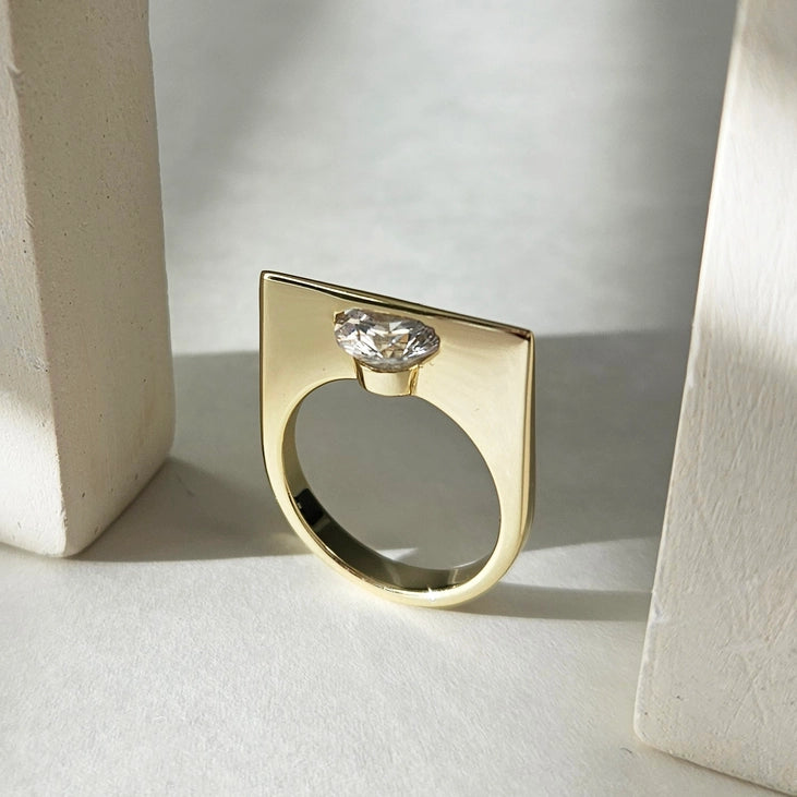 Round Cut Crystal Bar Ring