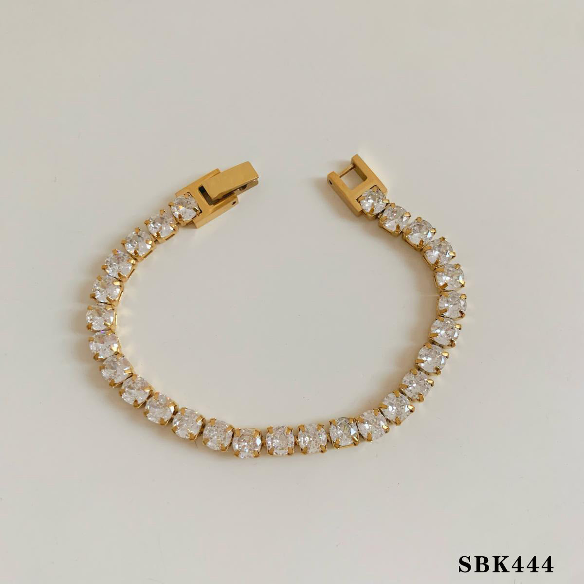 Retro Hearts & Geometric 5-Piece Gold Bracelet Set