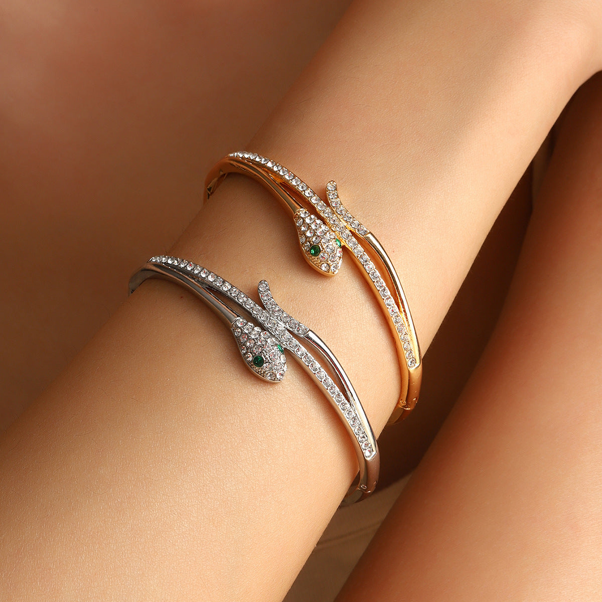 Royal Emerald Snake Bracelet