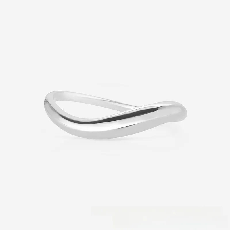 The Serpentine 925 Sterling Silver Curve Ring