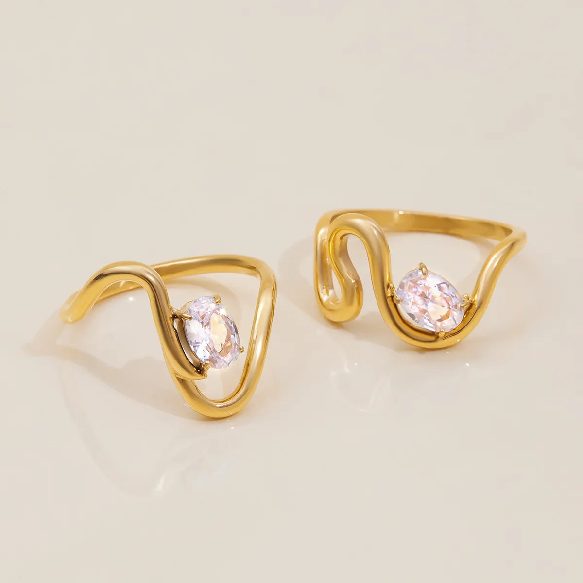 The Seraphina Waterproof 18K Gold Oval Wave Ring