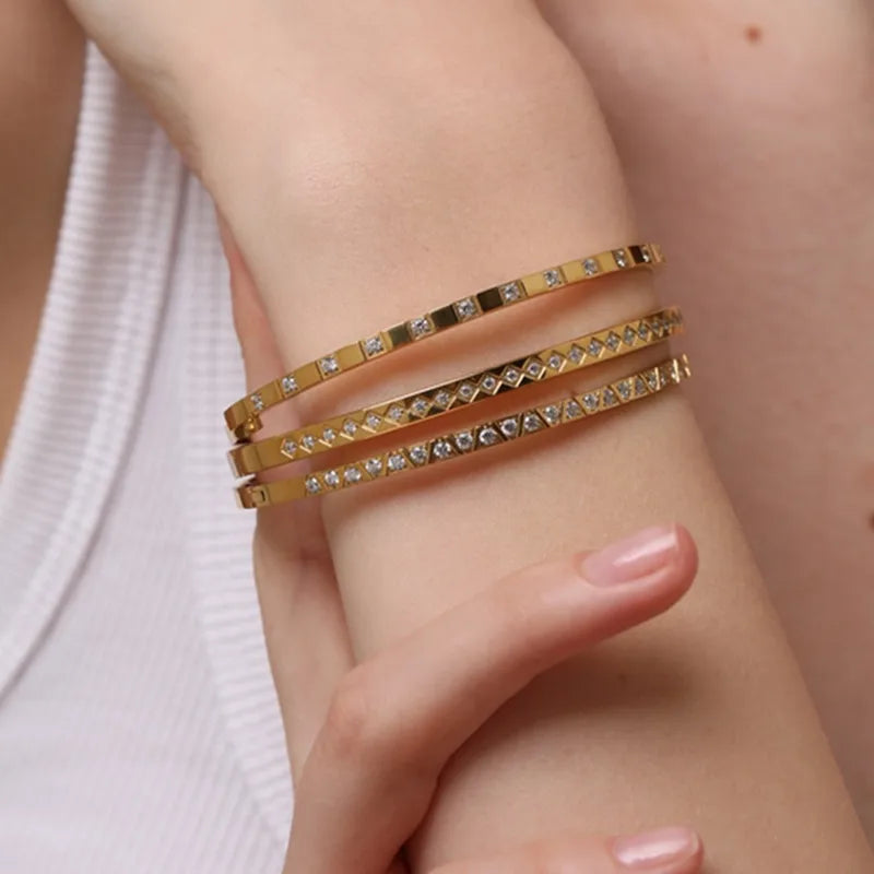 The Luminary Geometric Bangle | 18K Gold PVD