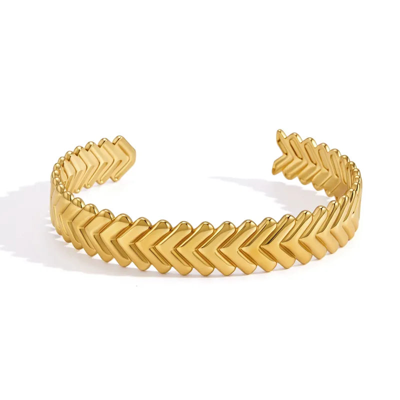 tructured Herringbone Non-Tarnish Heavy Statement Cuff