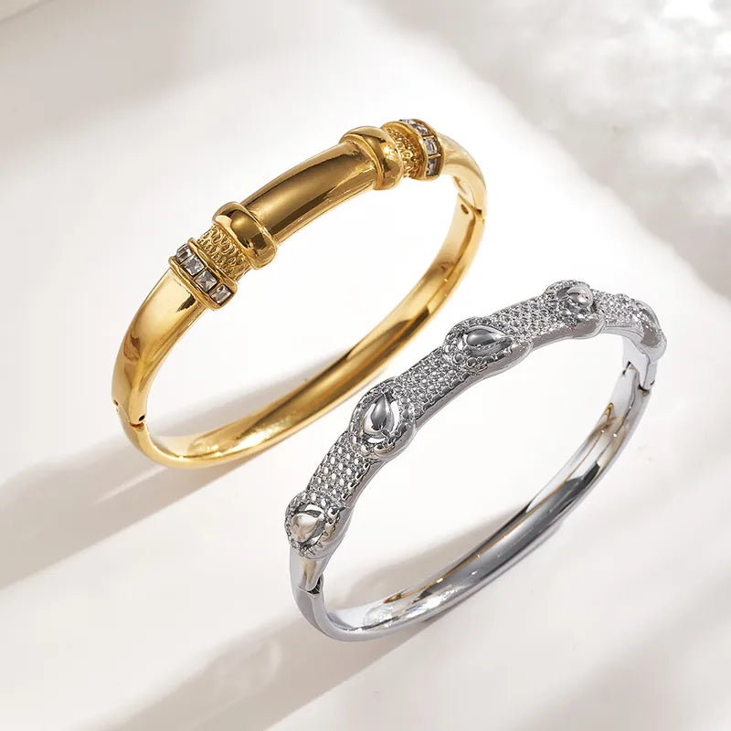 The Athena Column & Droplet Bangle | 18K Gold PVD