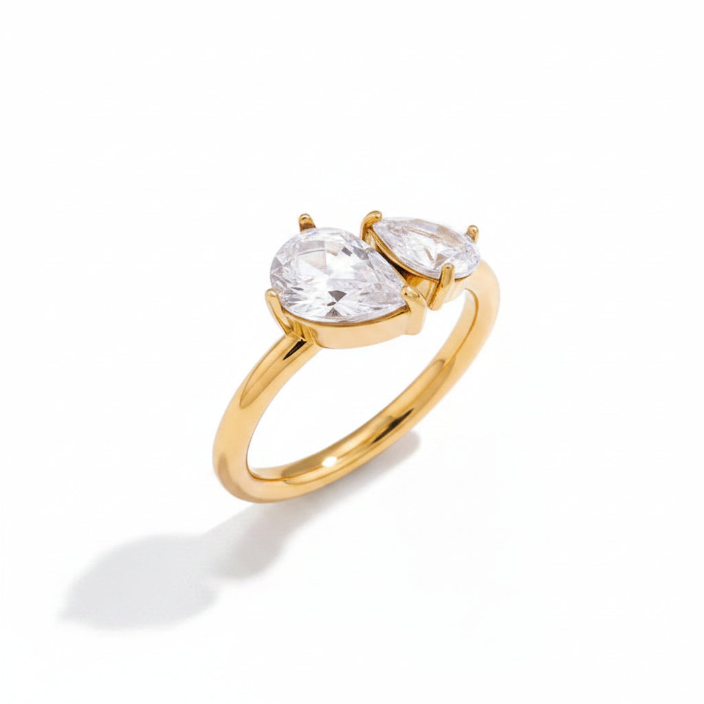 The Juliette Waterproof 18K Gold Asymmetric Cluster Ring