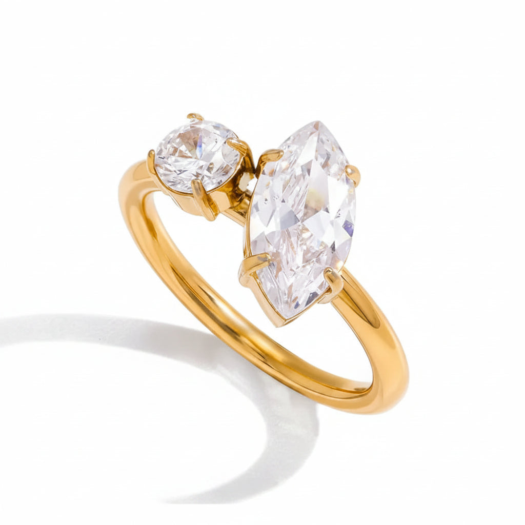 The Juliette Waterproof 18K Gold Asymmetric Cluster Ring