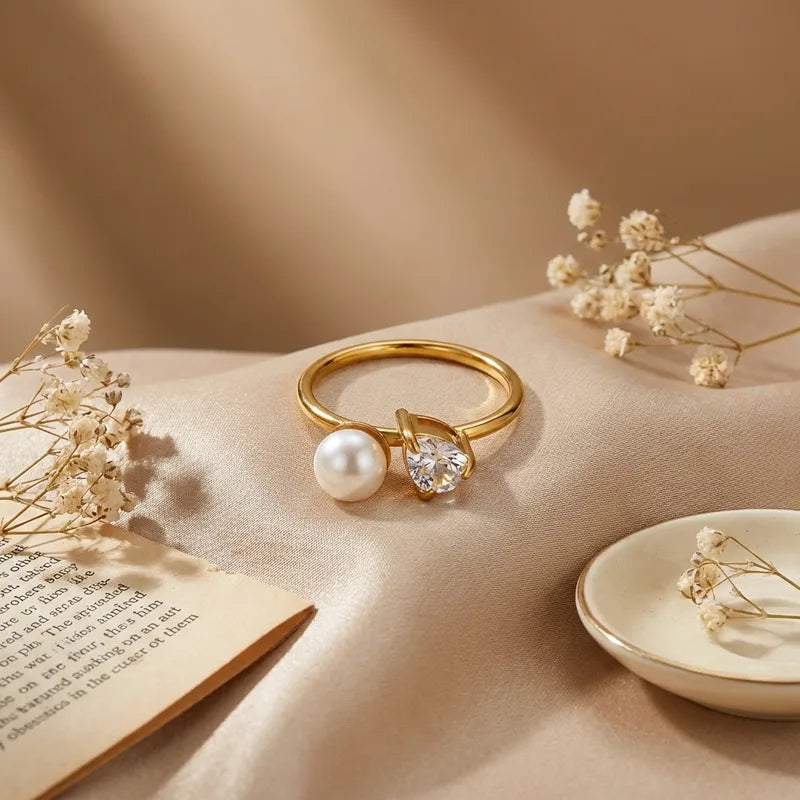 The Signet Waterproof 18K Gold Chunky Teardrop Zircon Ring