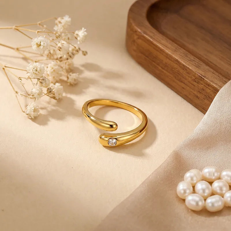 The Signet Waterproof 18K Gold Chunky Teardrop Zircon Ring