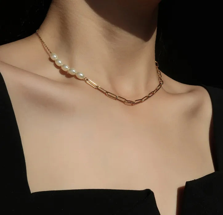The Noa Waterproof 18K Gold Asymmetric Pearl & Paperclip Choker