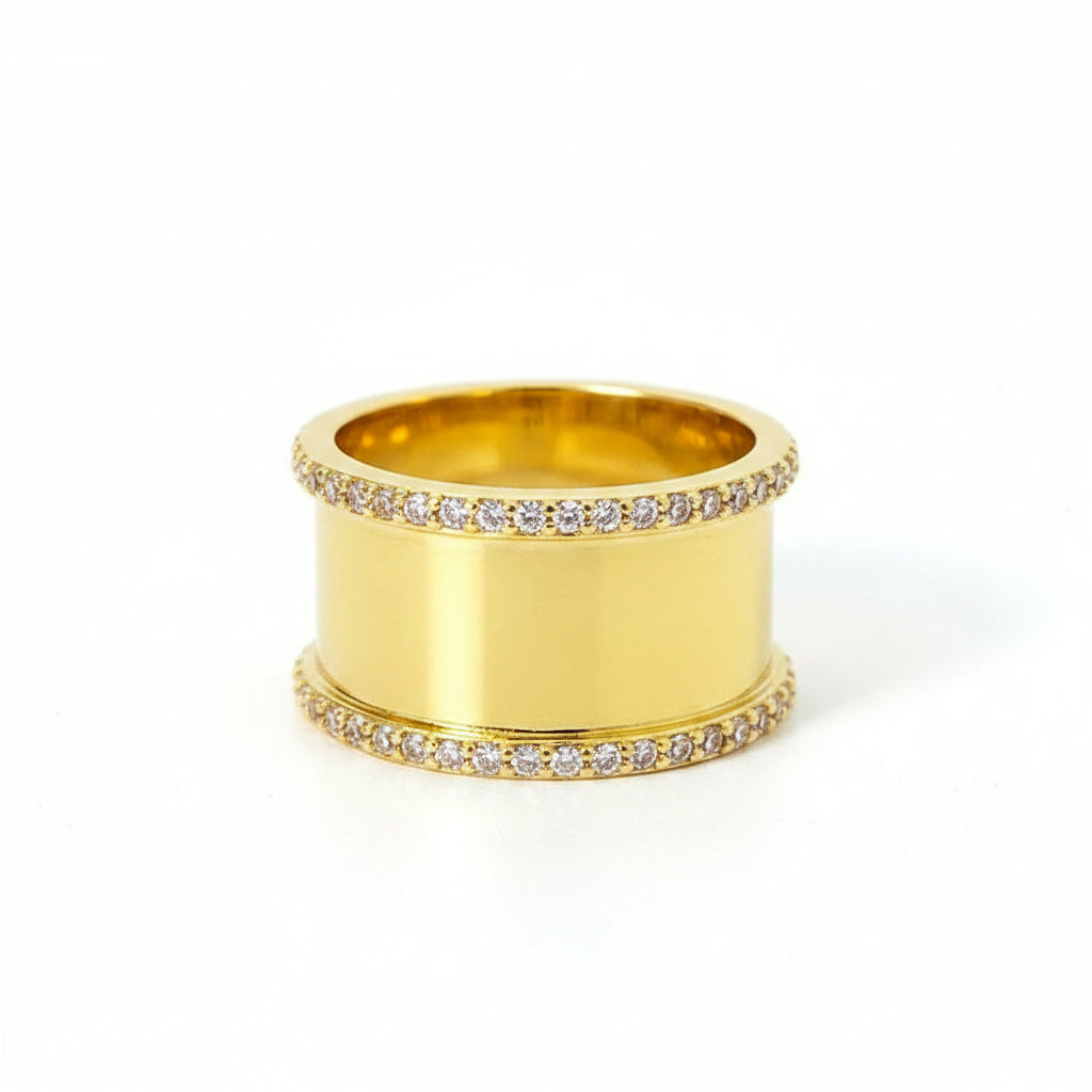 The Ritz Tiered Lattice Micro-Pavé Cocktail Band