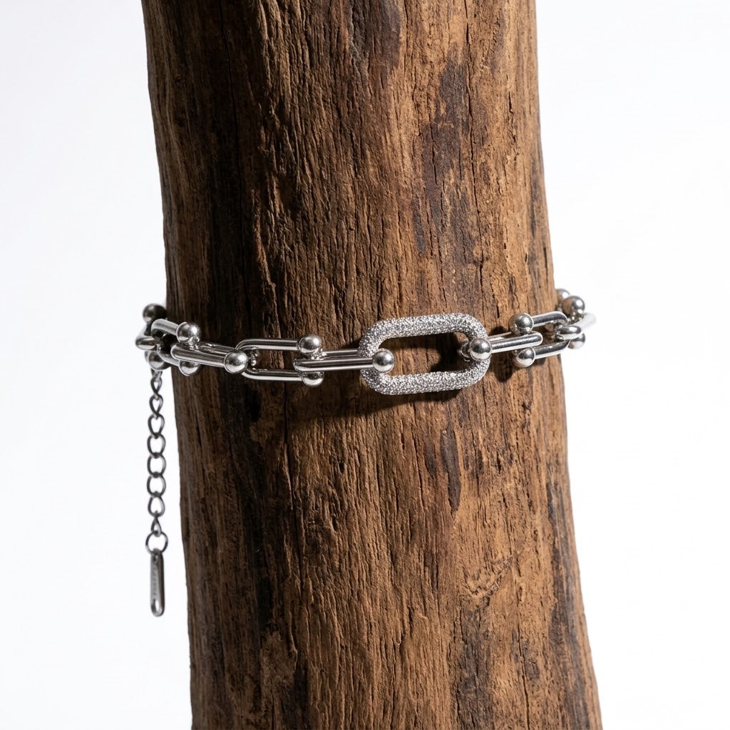 The Paved U-Link Chain Bracelet