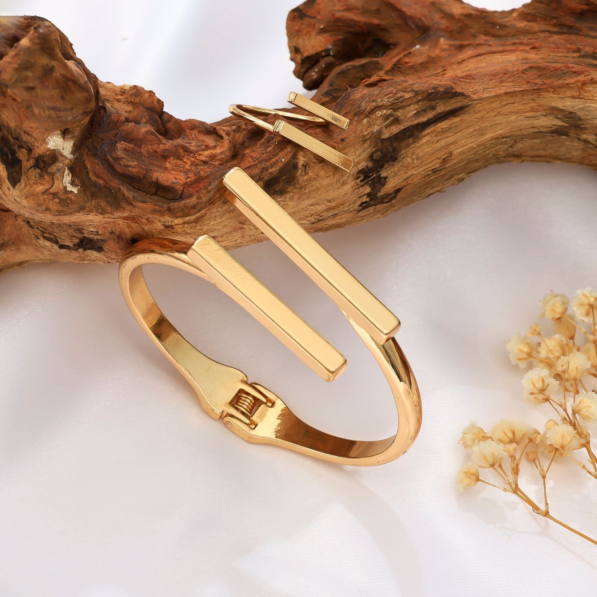 Geometric Statement Jewelry Suit
