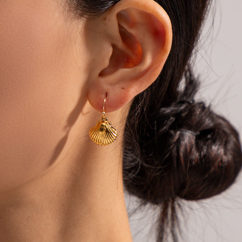 Breeze Golden Shell Earrings - Minimalist Summer Aesthetic