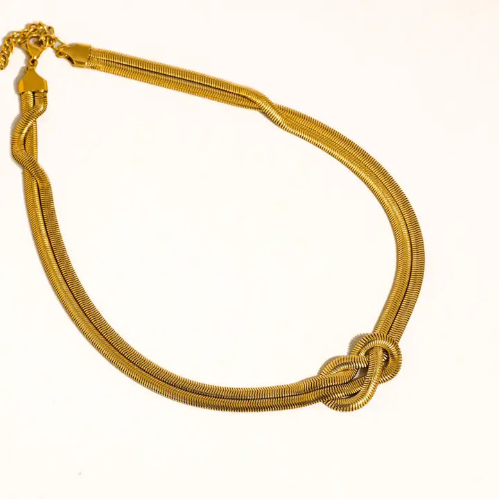 Evereign 18K Gold Non-Tarnish Knot Necklace