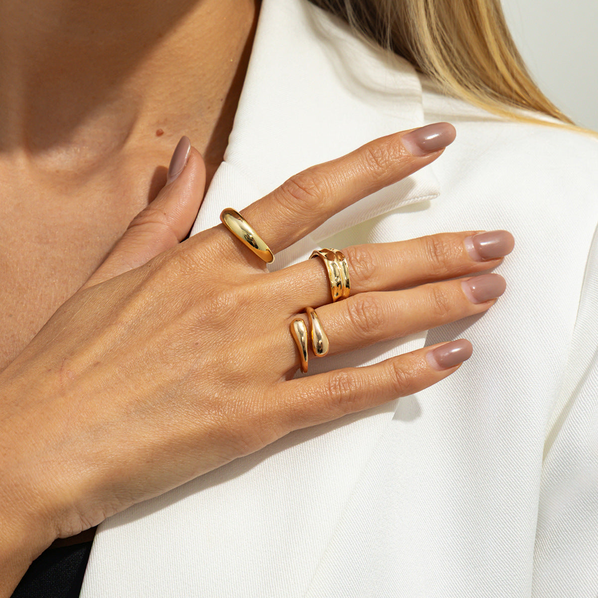 The Minimalist Aura Open Ring